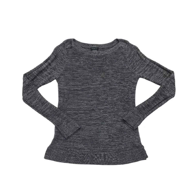 Sweater By Ann Taylor In Grey, Size: S