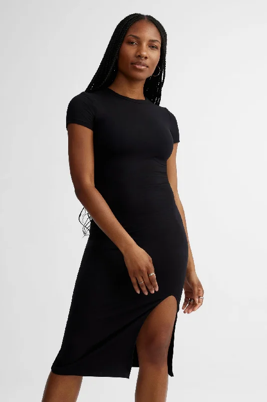 Robe t-shirt ajustée à fente - Femme