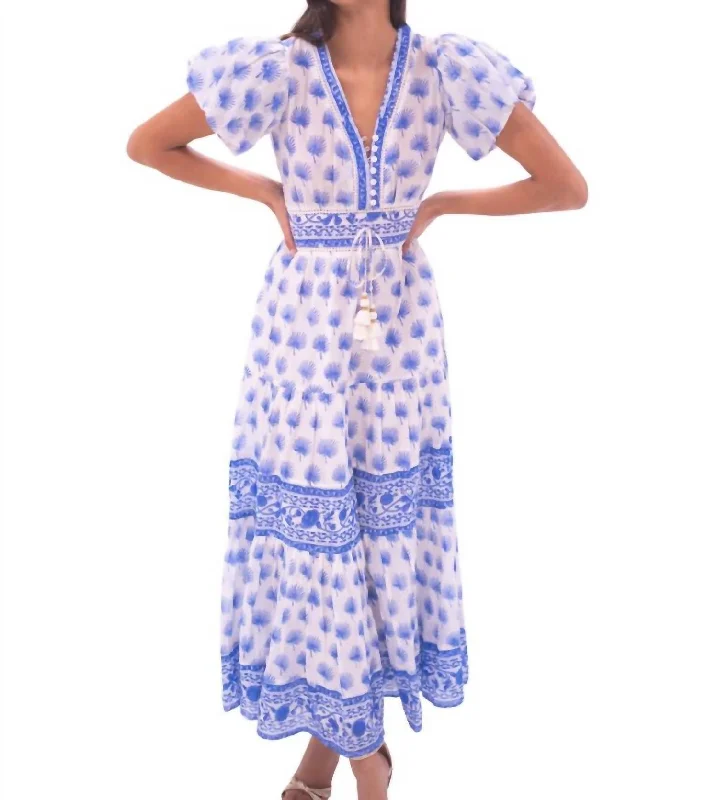 Moly Maxi Dress In Blue And White Print