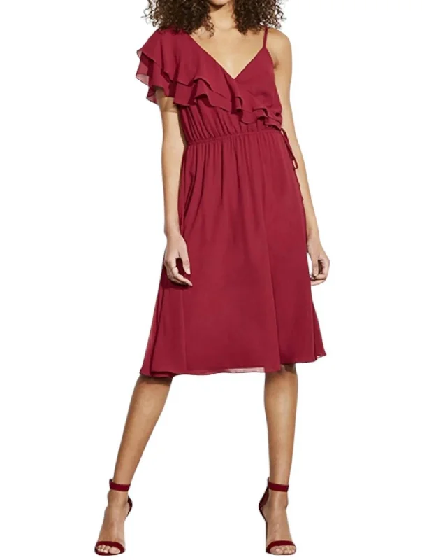 Cloud 9 Chiffon Midi Dress In Burgundy